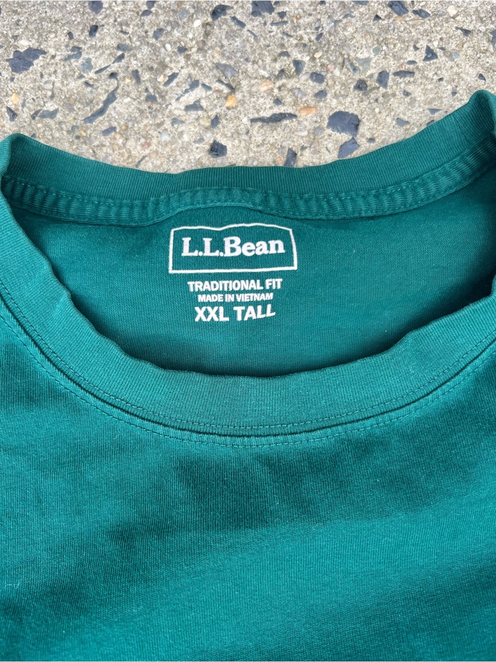 L.L. Bean Men's Teal Crewneck Short Sleeve T-Shirt